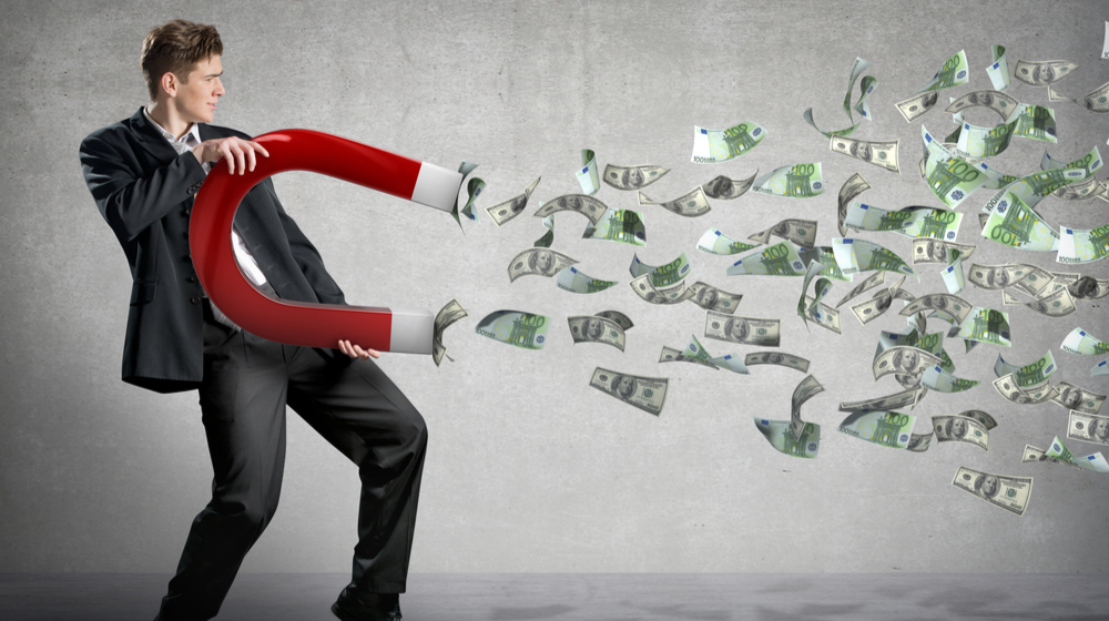 Wall-Street.ro: Top 5 cele mai mari salarii nete din România