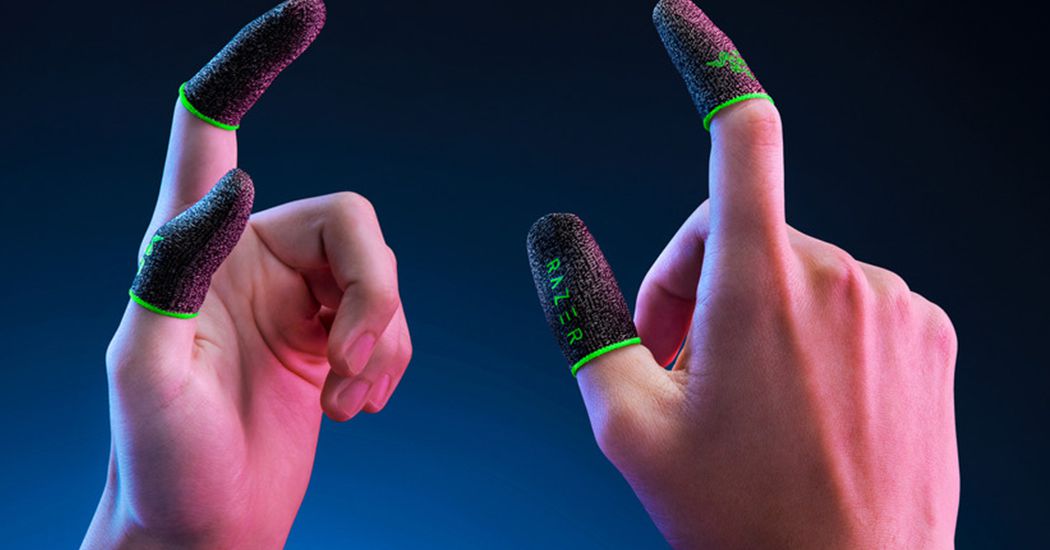 The Verge: Gadgeturi ciudate sau eficiente? Mănuși pentru un deget pentru gameri