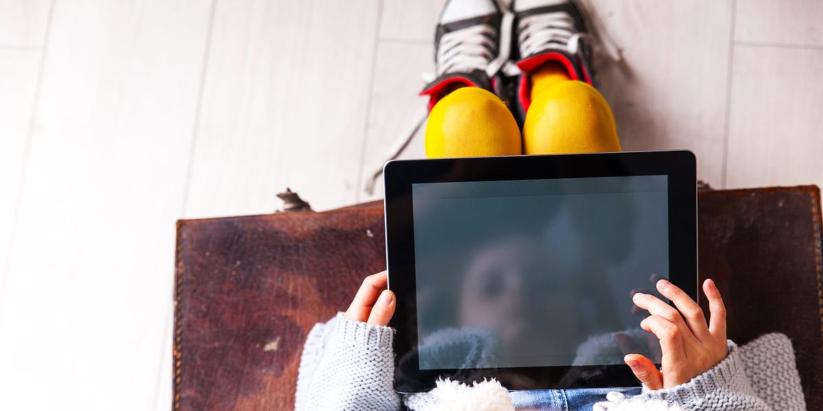 After Babel: promisiunea falsă a unei educații făcute cu ajutorul dispozitivelor