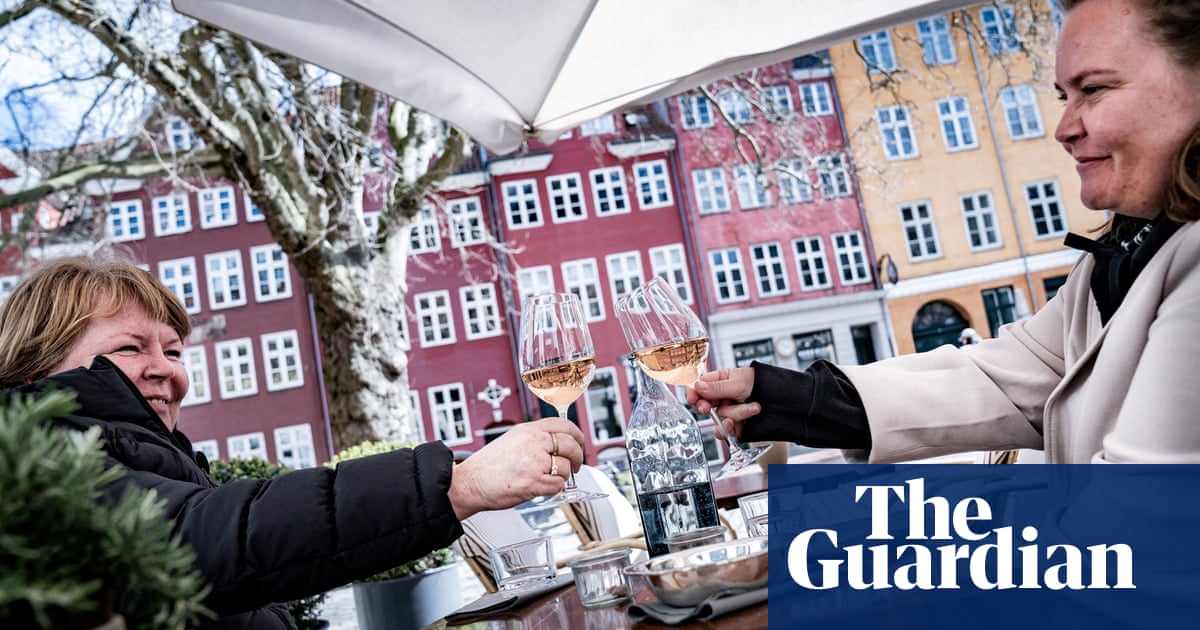 The Guardian: Țările europene se redeschid după valul 5 al Pandemiei