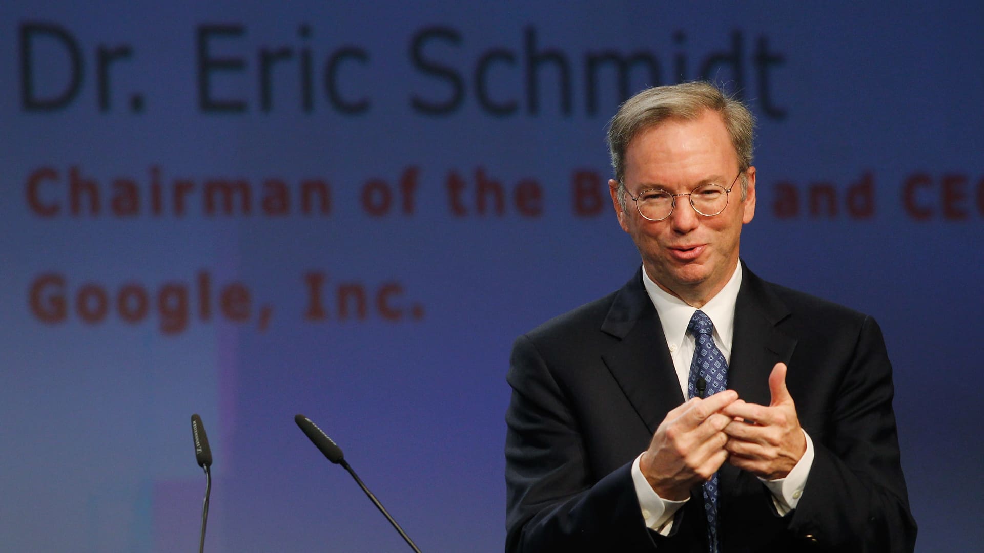 CNBC: Fostul CEO al Google, Eric Schmidt, spune că a investit