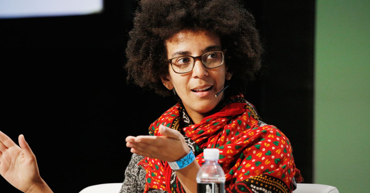 The Verge: Google renunță la un etician AI de top