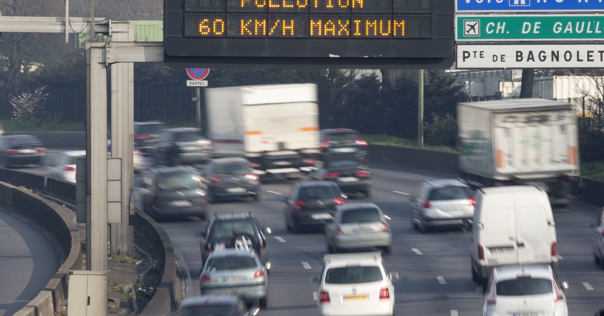 Reuters:  2035 - ultimul an de vânzare pentru mașinile cu combustie internă în UE?