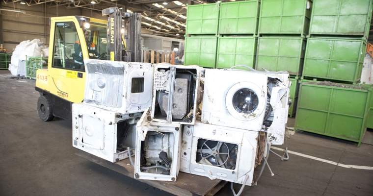 Green Start-Up: Buzăul este casa unei fabrici „verzi” ce reciclează 1 milion de frigidere pe an