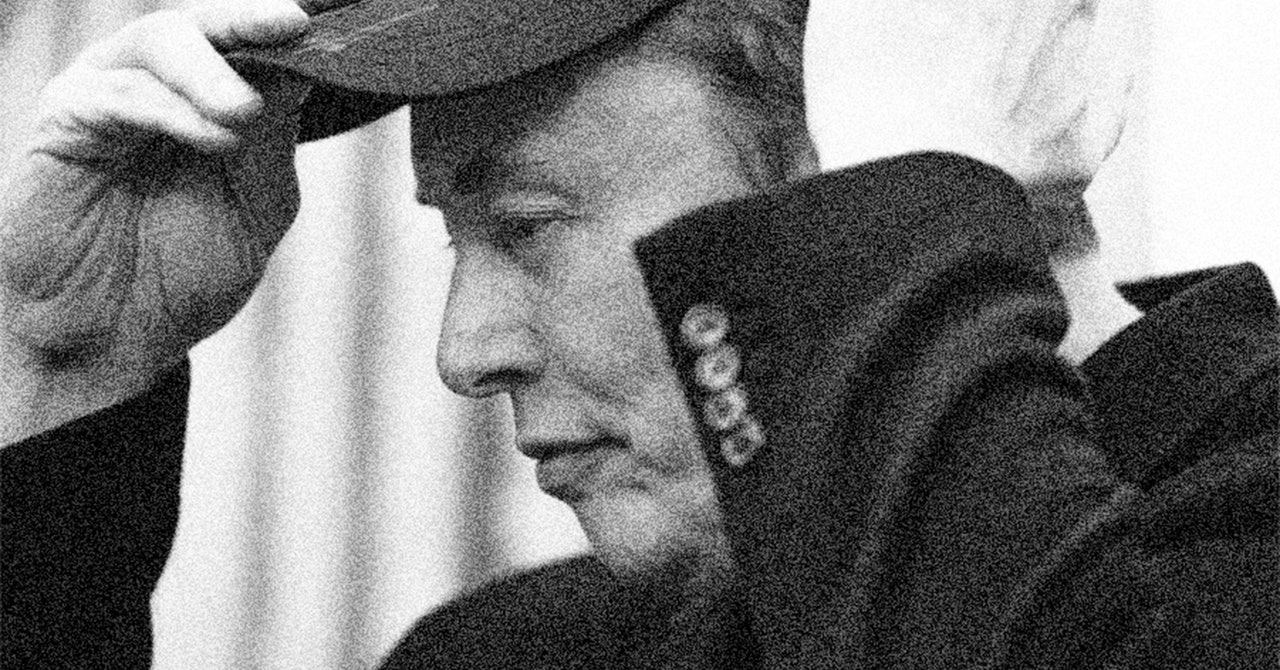 Wired: Agenția condusă de Musk lucrează la un soft prin care automatizează demiterea funcționarilor