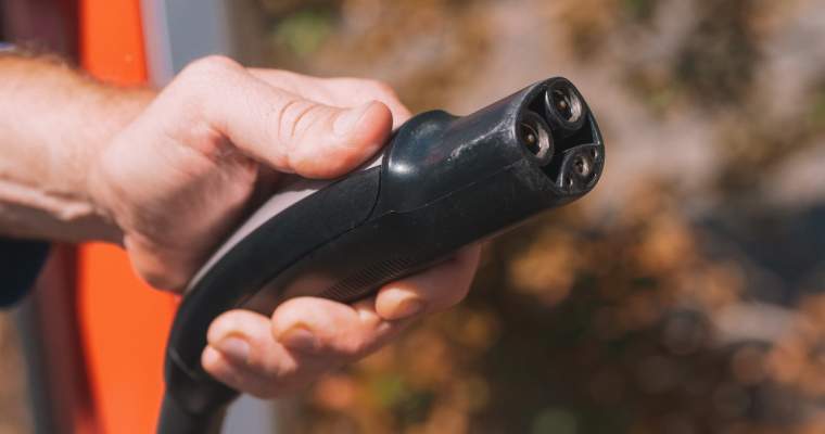 Green Start-Up: investiție de 715 mil. euro în construcția unei fabricii de baterii în Europa