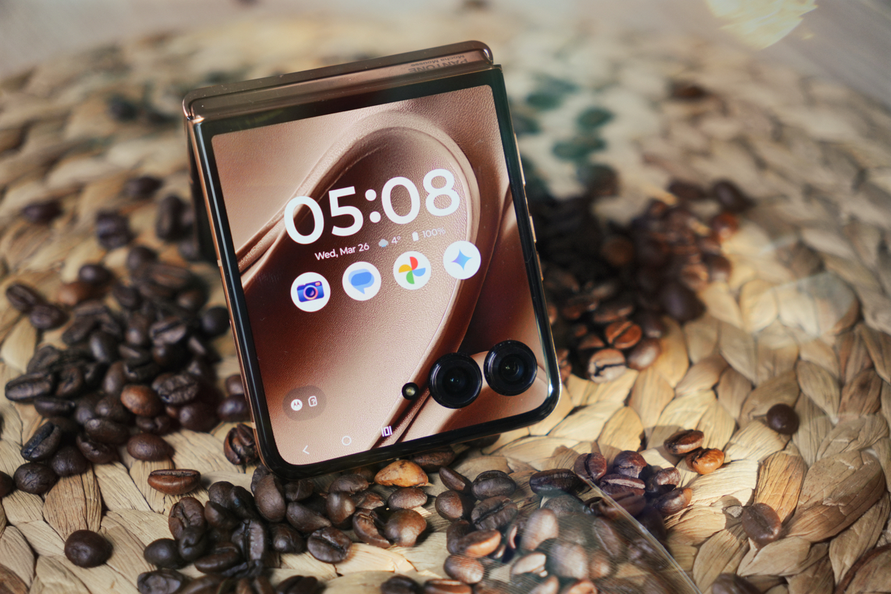 moto razr 50 ultra