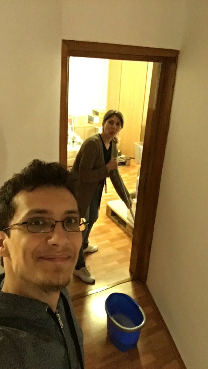 Începuturile afacerii neakaisa.ro