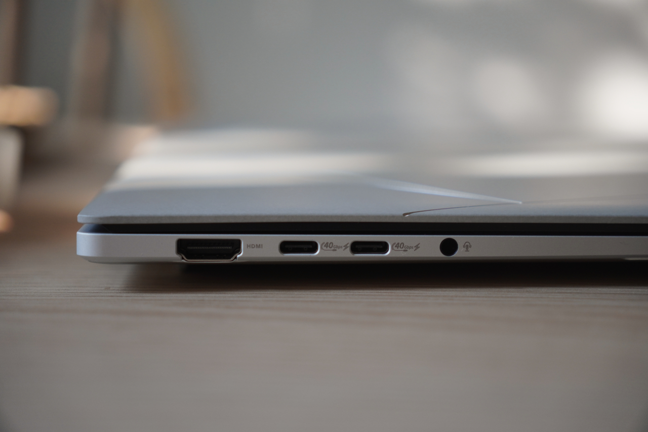 Asus Zenbook S 16