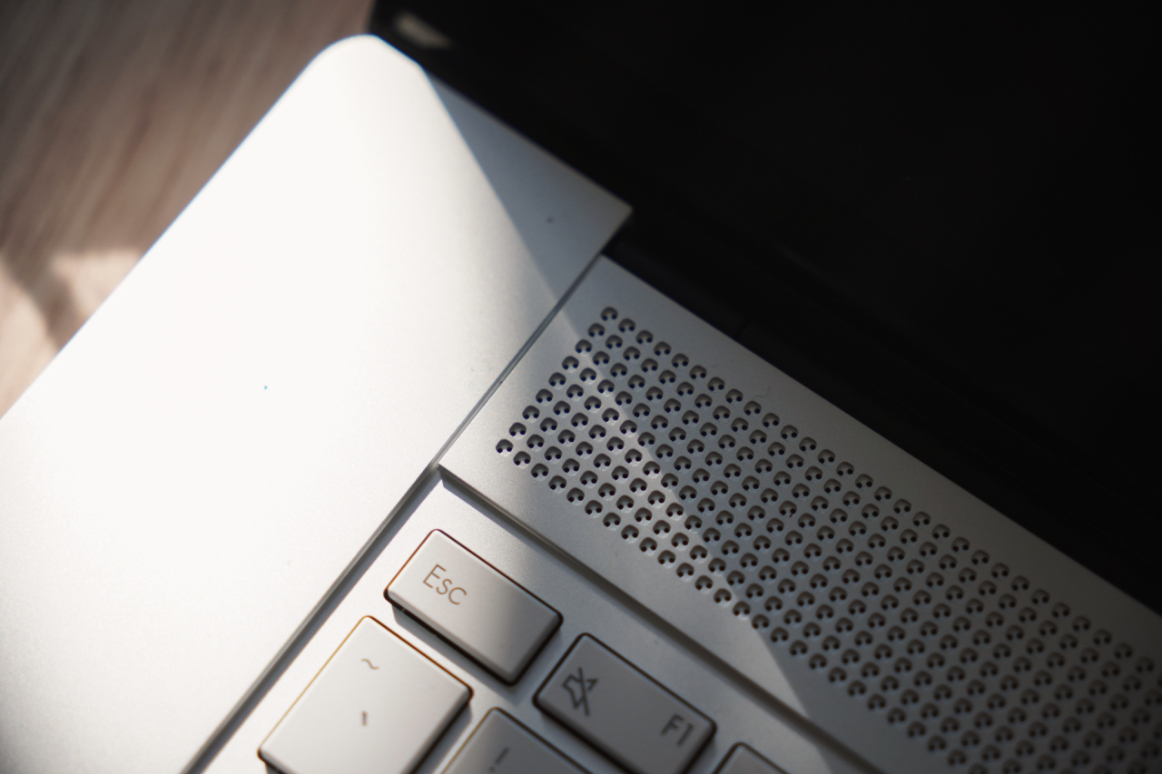 Asus Zenbook S 16