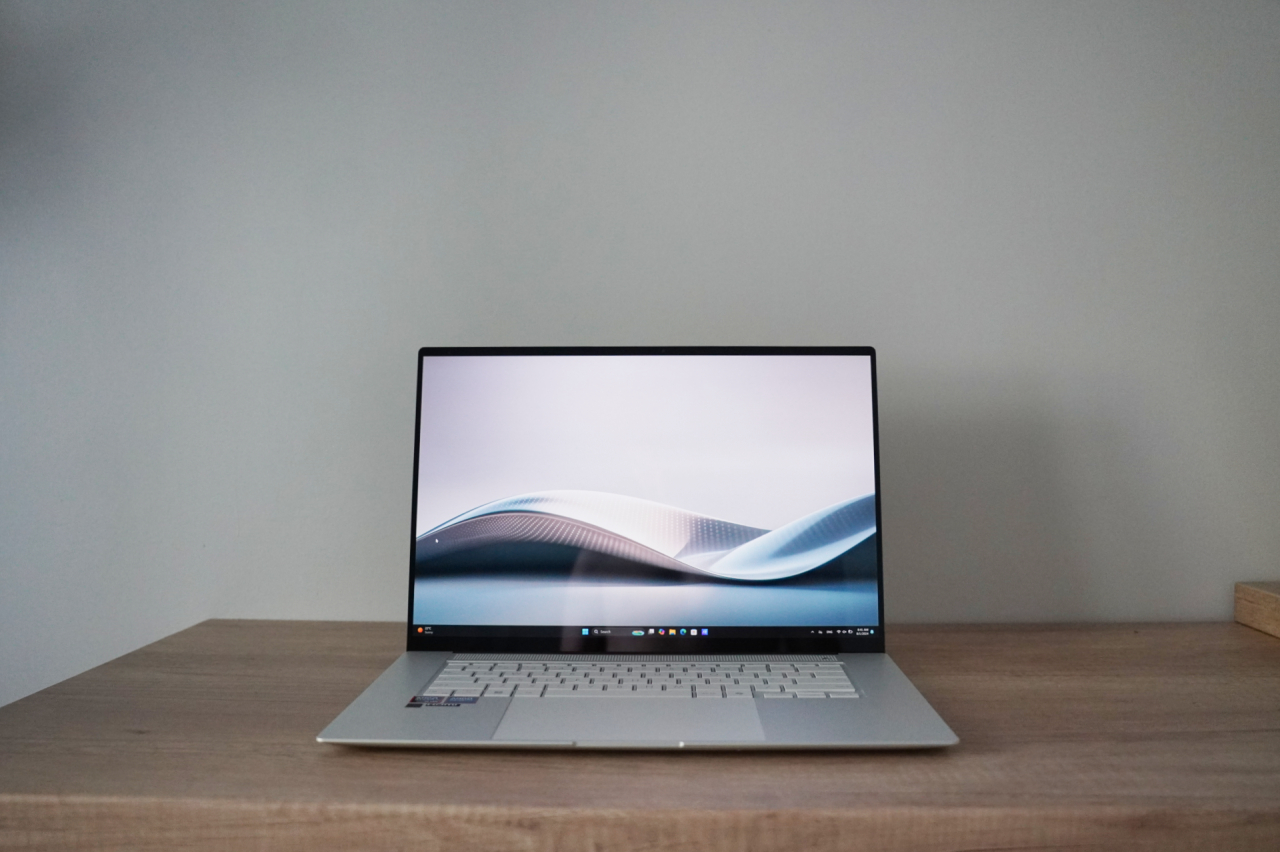 Asus Zenbook S 16