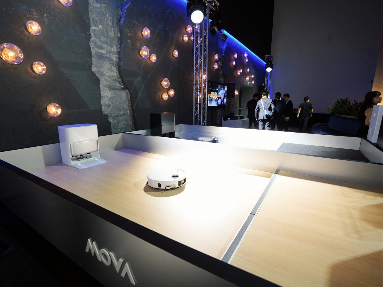 Lansare MOVA în România - brand de electrocasnice smart