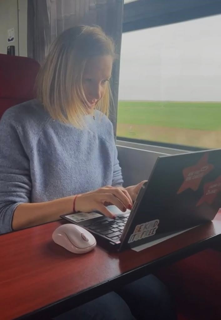 Melania Medeleanu - trecerea spre voluntariat