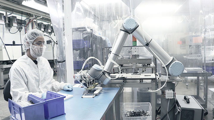 Supremația roboților industriali: cum crește răspândirea lor
