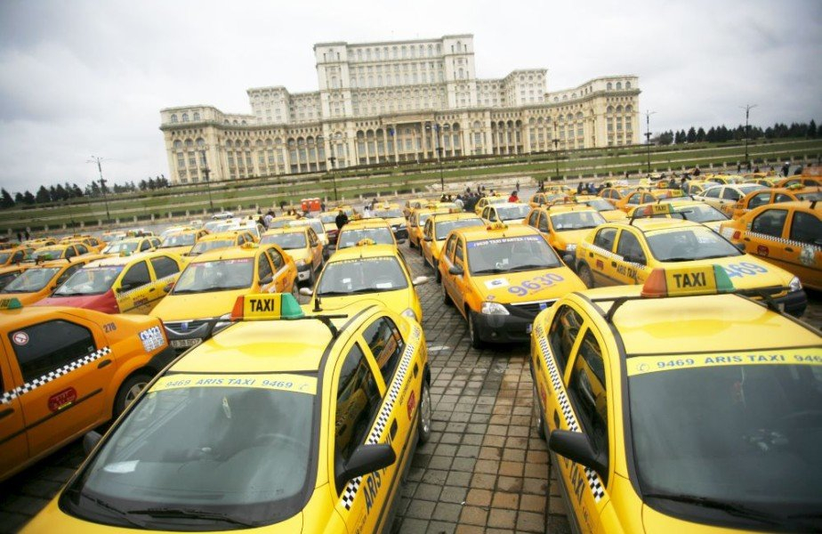 Răspunsul Clever Taxi pentru Firea: curse gratis 5 zile cu taxiul