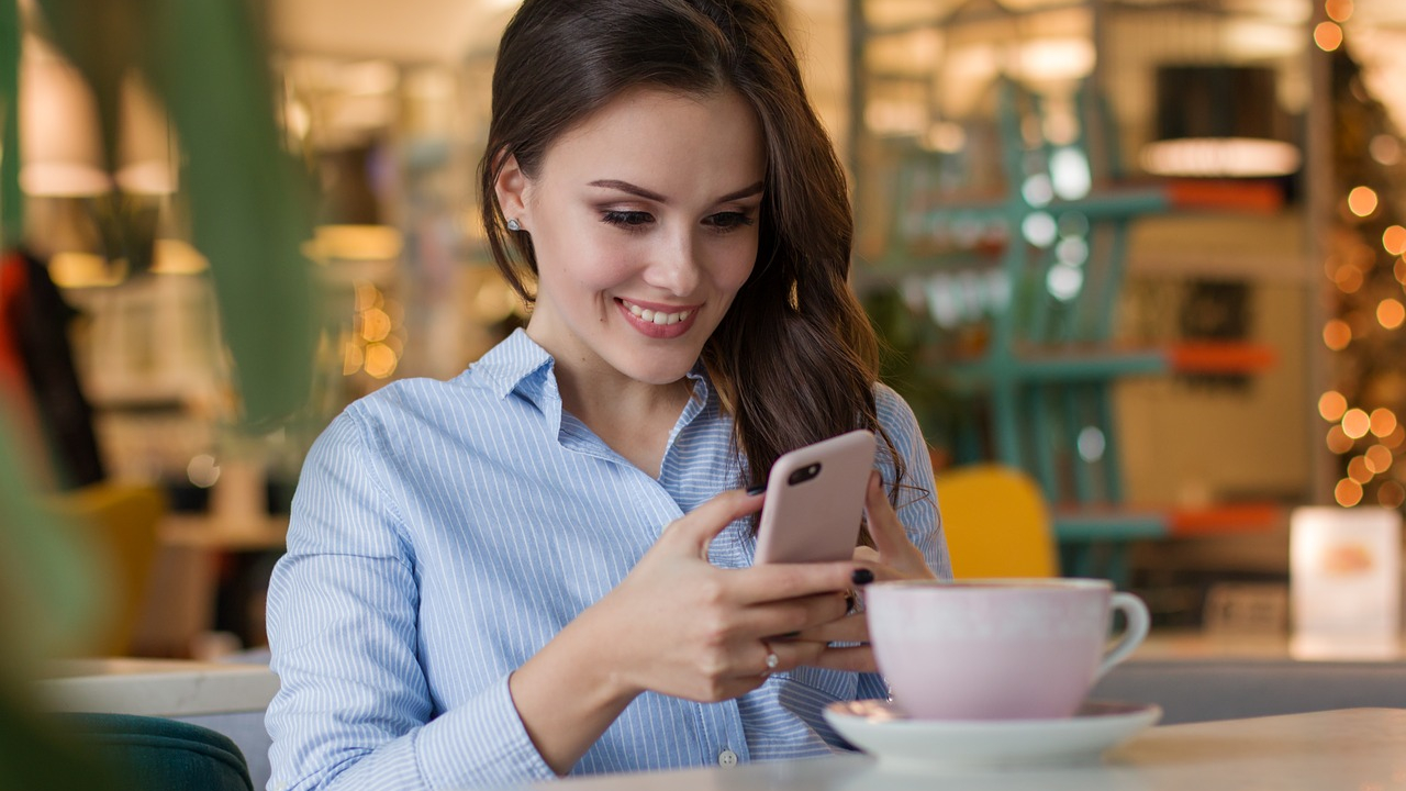 Ziua Națională: Orange oferă roaming gratuit în Republica Moldova