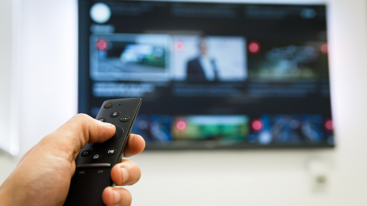 Știri audio: VoiceNews.ro oferă conținut curatoriat în format audio