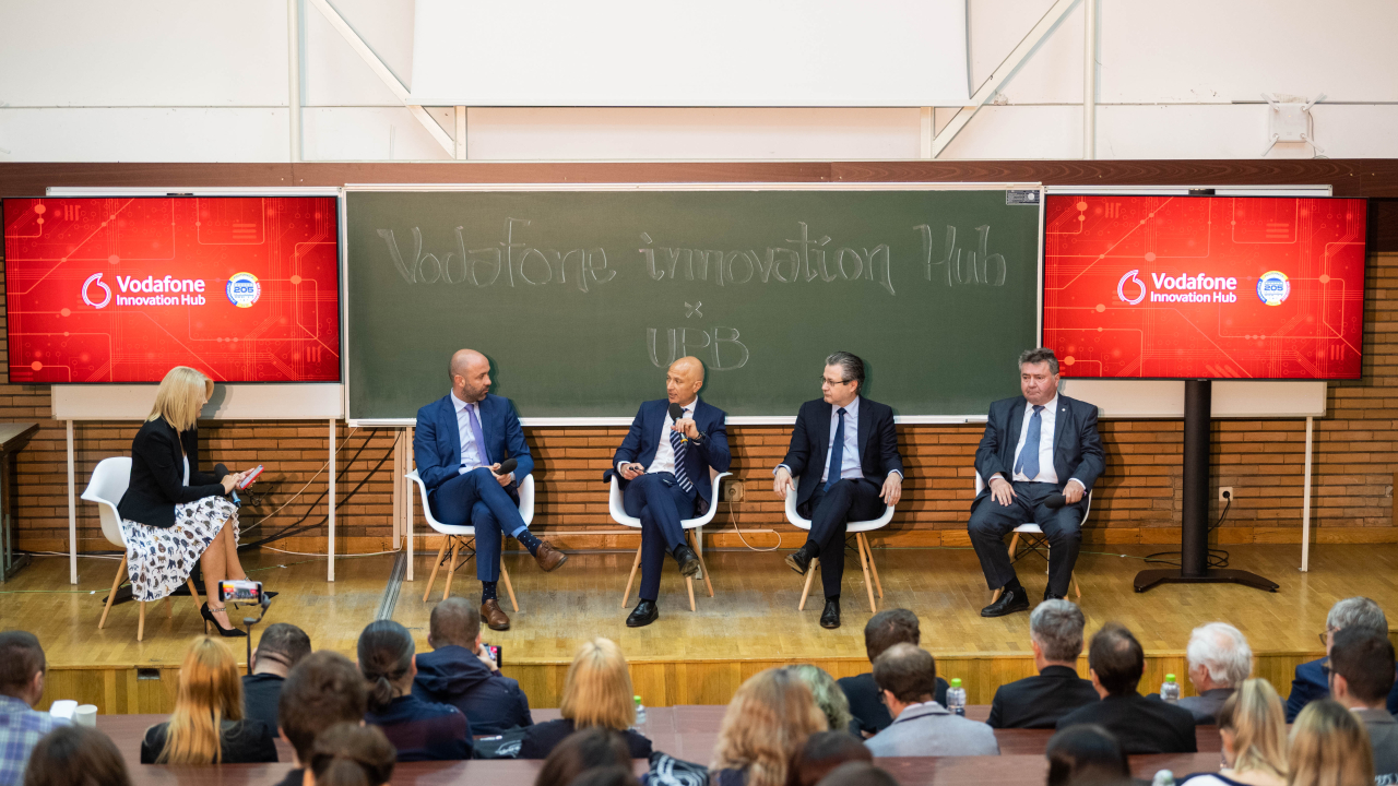 Vodafone deschide un Innovation Hub în cadrul Politehnicii din București