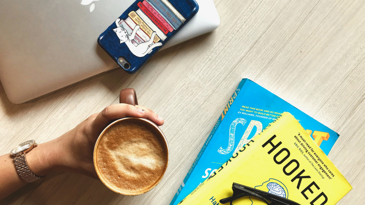 Coronavirus | Acces pentru profesori la biblioteca digitală Bookster