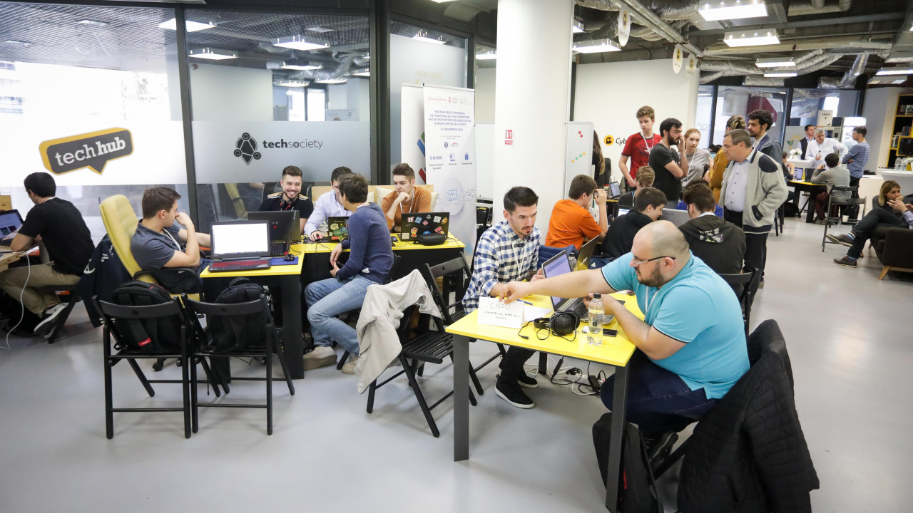 Hackathon pe teme de sănătate: 3 premii de câte 5000 de dolari