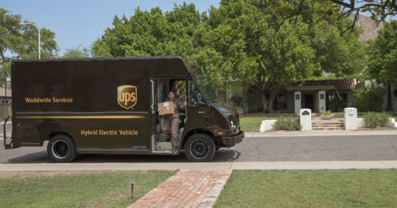 UPS actualizează site-ul pentru a ușura munca IMM-urilor care caută curieri