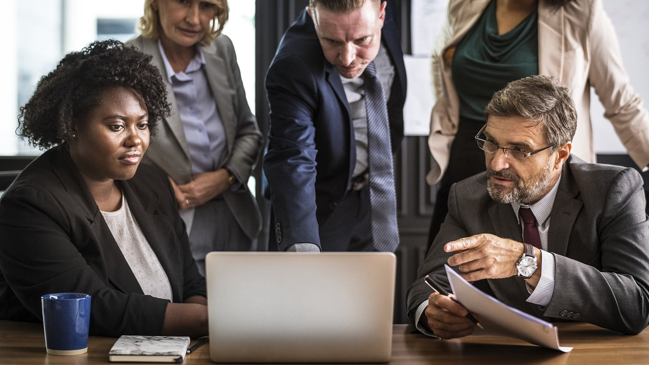 Școala de marketing digital lansează cursuri pentru companii