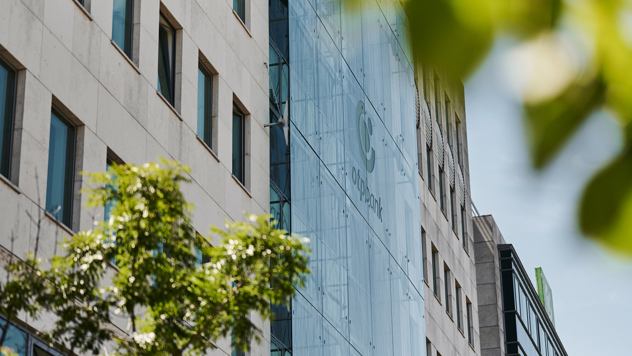 OTP Group și SambaNova vor să facă cel mai puternic supercomputer din Europa