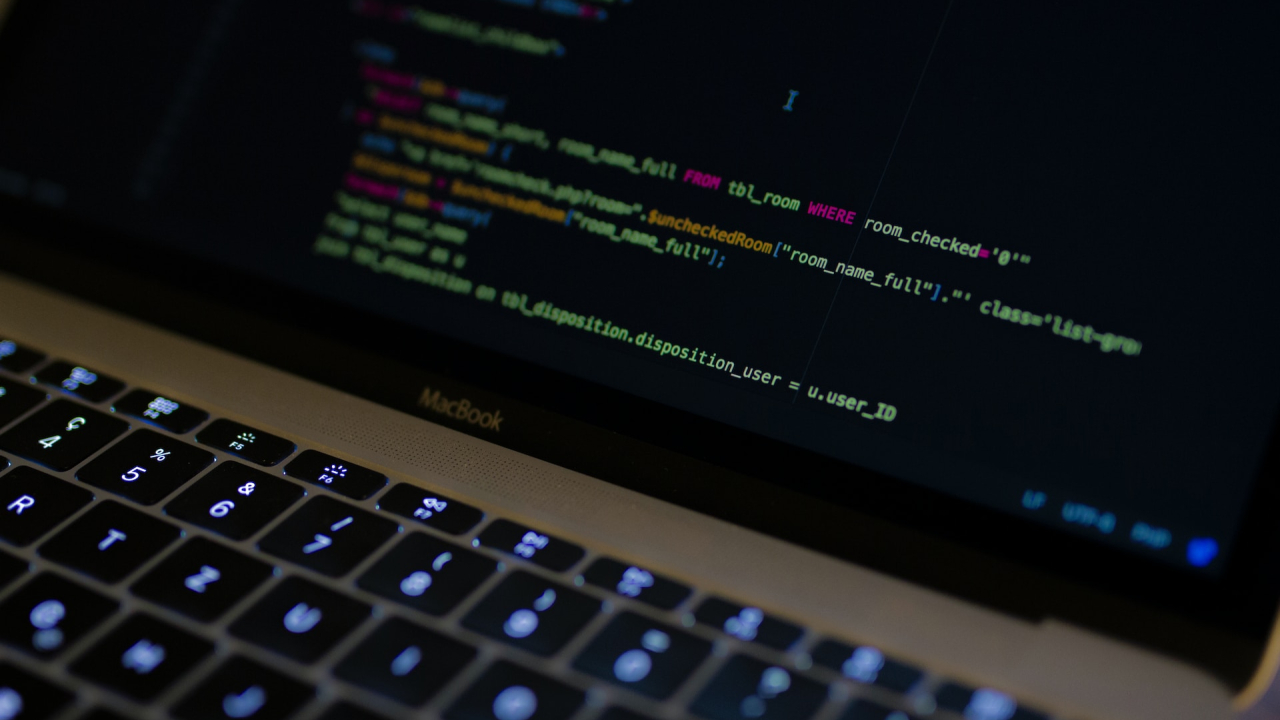 40% din salariații din IT se orientează spre SRL sau PFA. 40% caută noi joburi