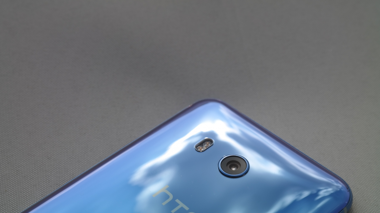 Google a finalizat procedura de achiziție a unei bucăți din HTC