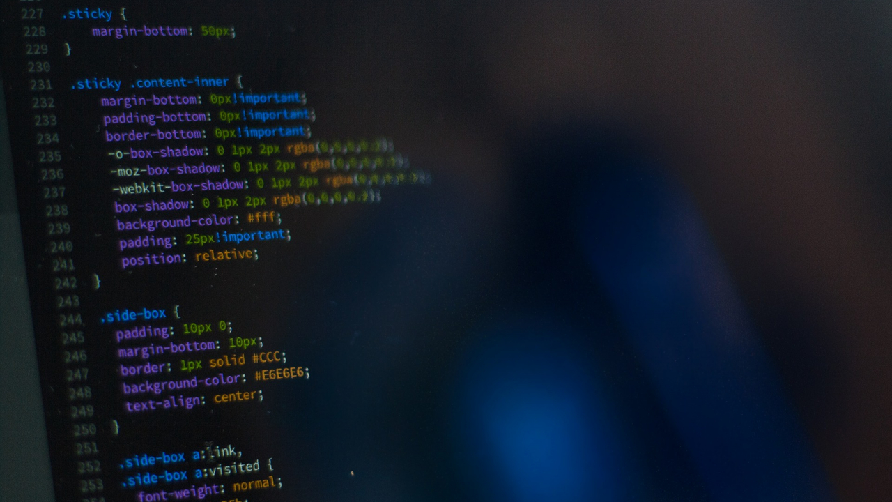 Oamenii din spatele codului: despre programatorii talentați din România