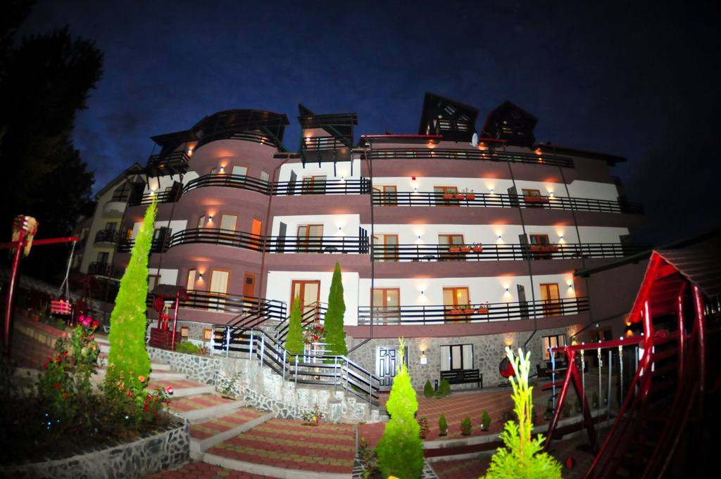 Ce înveți în tabăra de antreprenoriat Startup Your Life