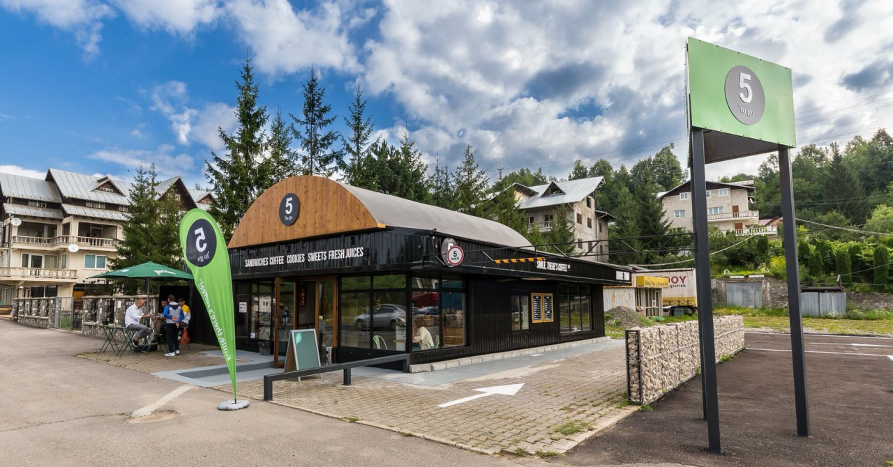 Franciza 5 To Go Lanțul Lansează Primul Drive Thru Pe Dn1