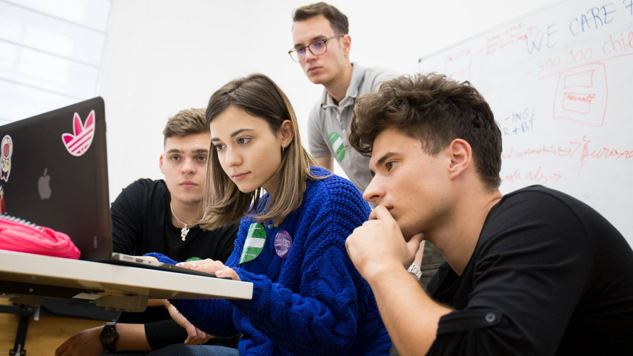 Competiție de antreprenoriat pentru liceeni și studenți