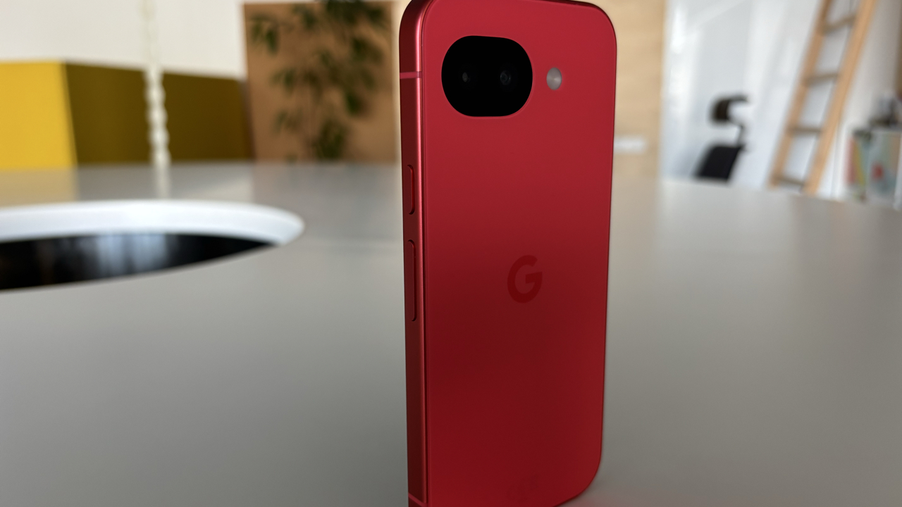 REVIEW Google Pixel 10a: singurul Android pentru care aș renunța la iPhone