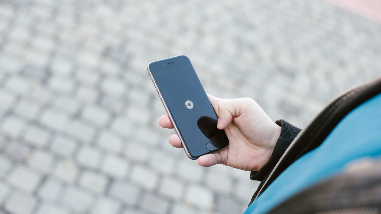 Extindere accelerată pentru Uber: de azi aplicația merge în Timișoara