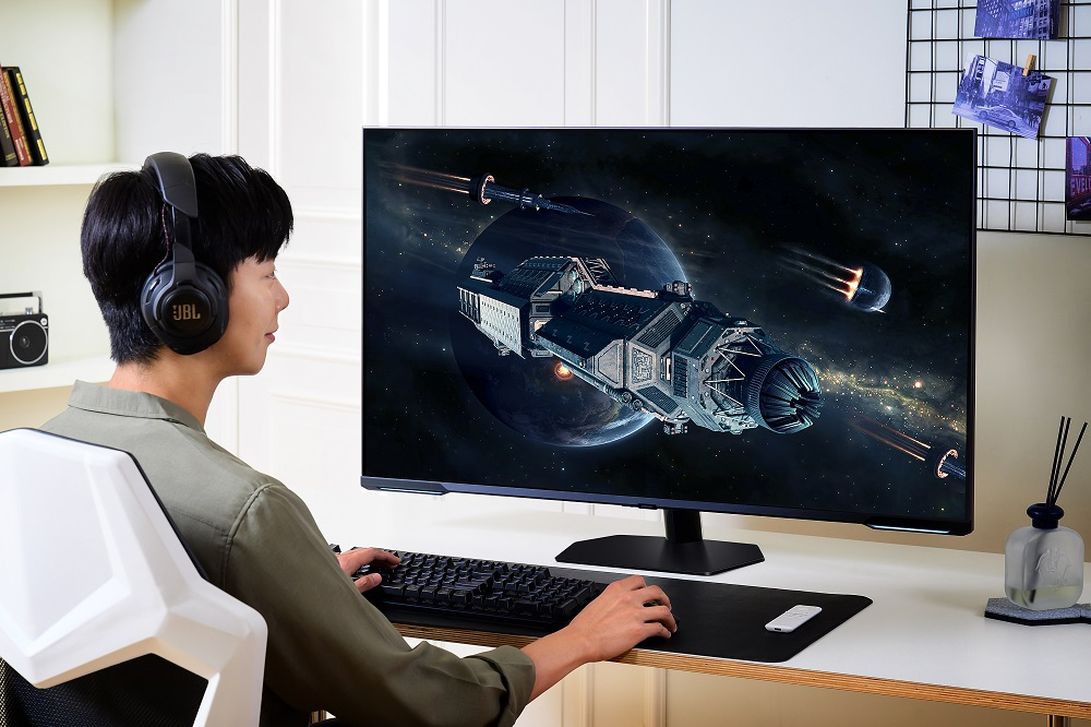 Odyssey Neo G7 43 inci - monitor special pentru gameri de la Samsung