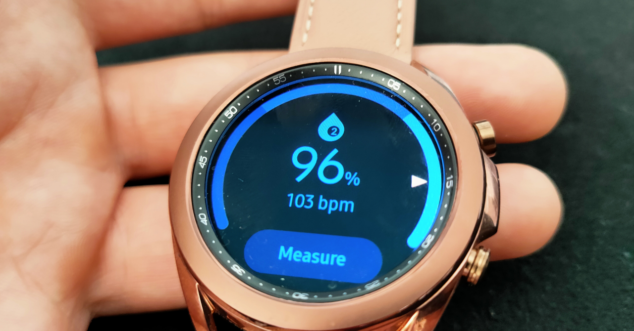 REVIEW Samsung Galaxy Watch 3 - mixul pentru fitness și sănătate pe Android