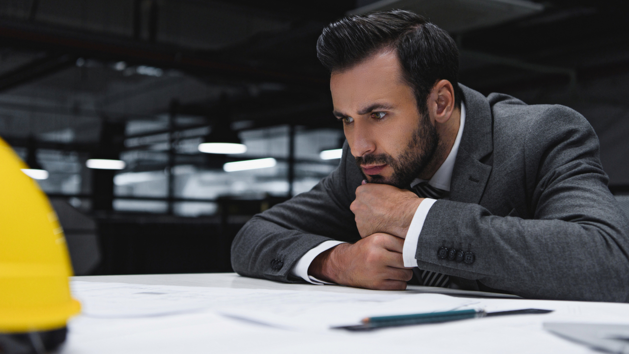 Cum să reduci costurile afacerii la început de drum