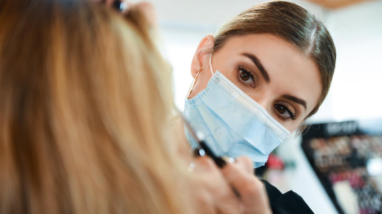 Românii, deschiși spre recalificare profesională în pandemie