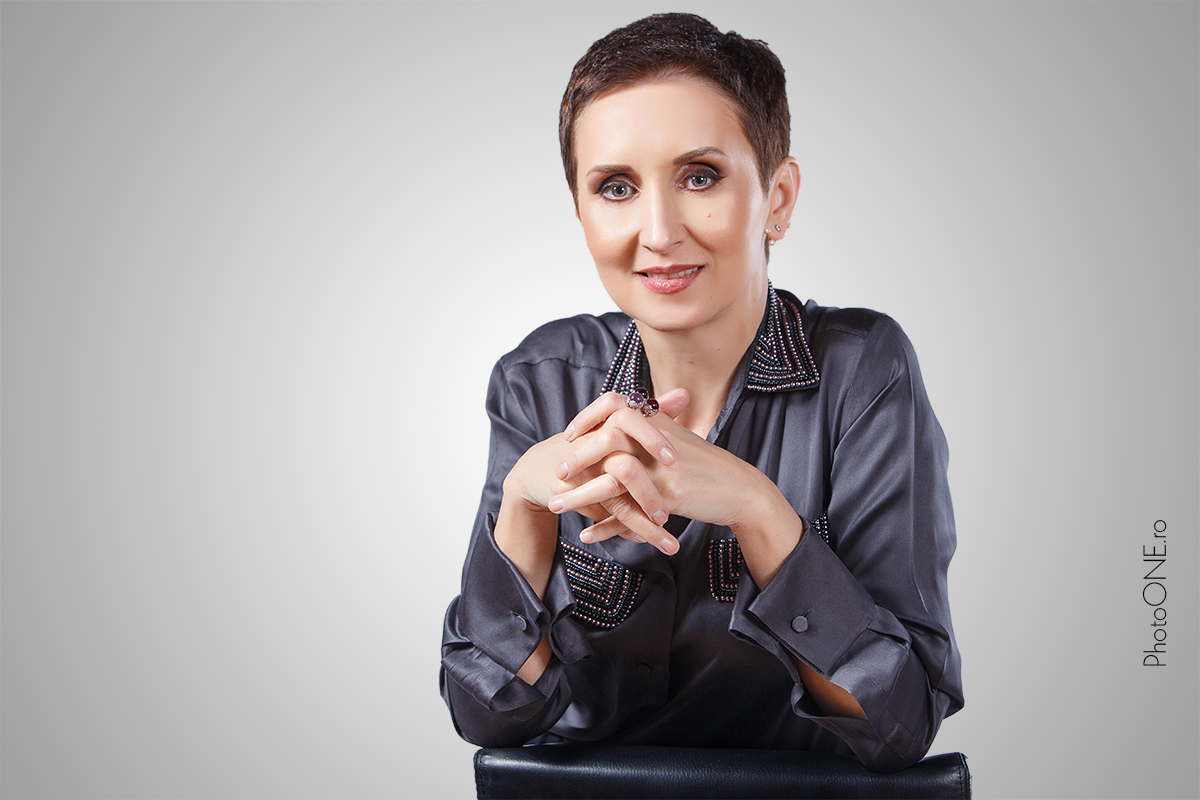 O româncă, VP în cea mai mare rețea globală de business pentru femei