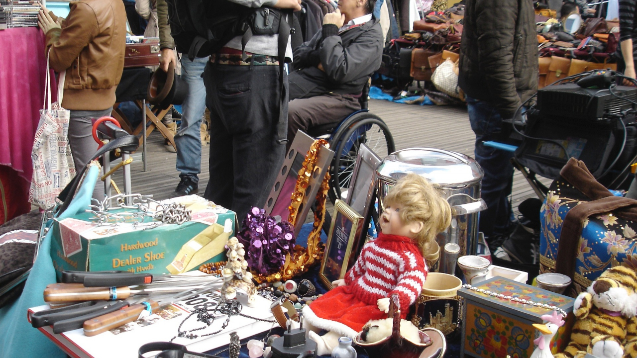 Site-ul unde poți face troc pentru lucrurile de care nu ai nevoie