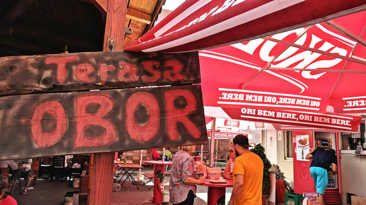 Carpe Diem: cum învinge micul shaormeriile în Oborul în transformare