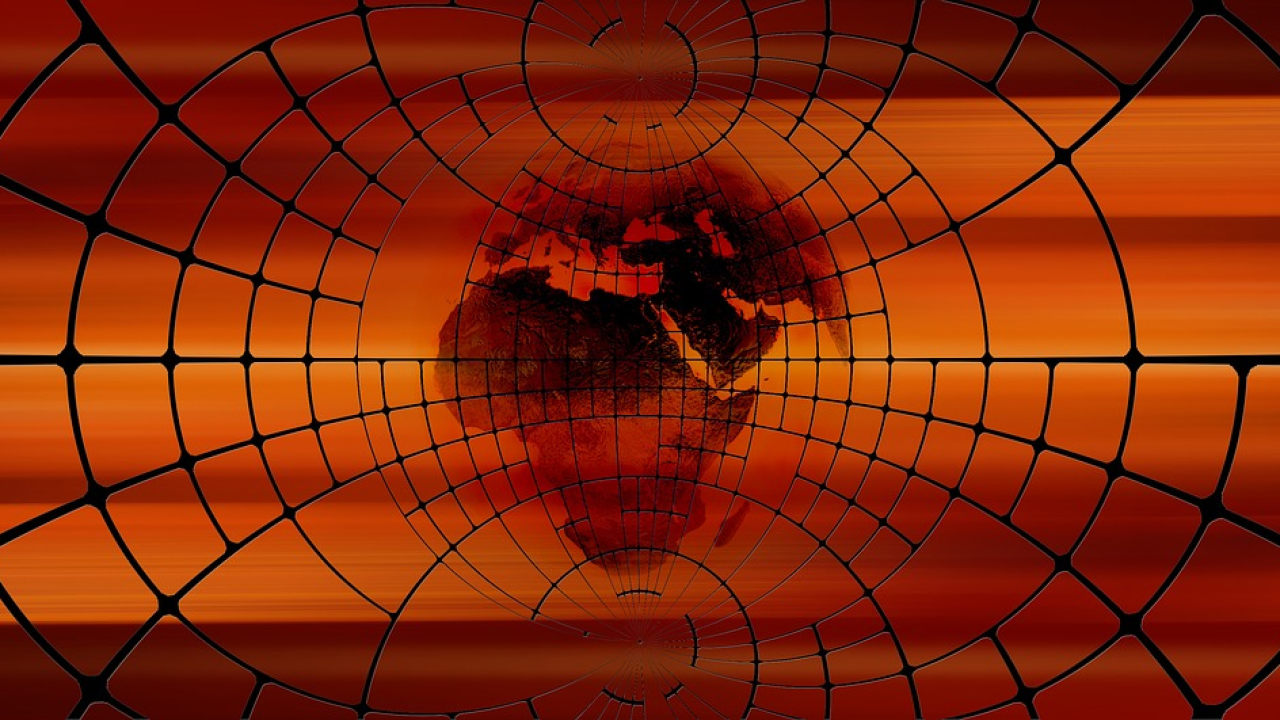 HNS - Mii de gadgeturi au devenit ”zombi” care îți fură pozele din PC