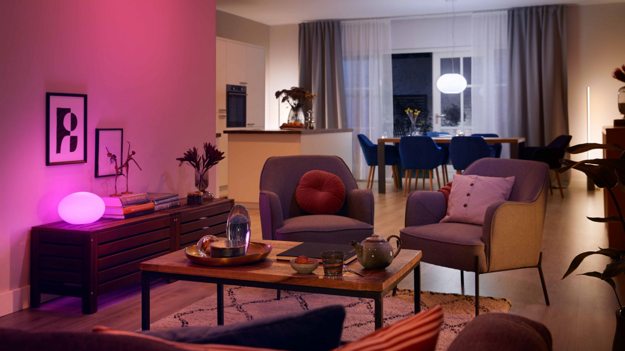 Becurile Philips Hue cu bluetooth oferă ambianța perfectă la preț mic
