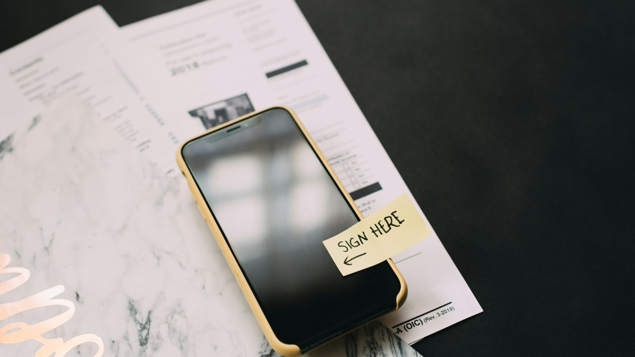 Soluție integrată de semnătură electronică calificată în ecosistemul Salesforce