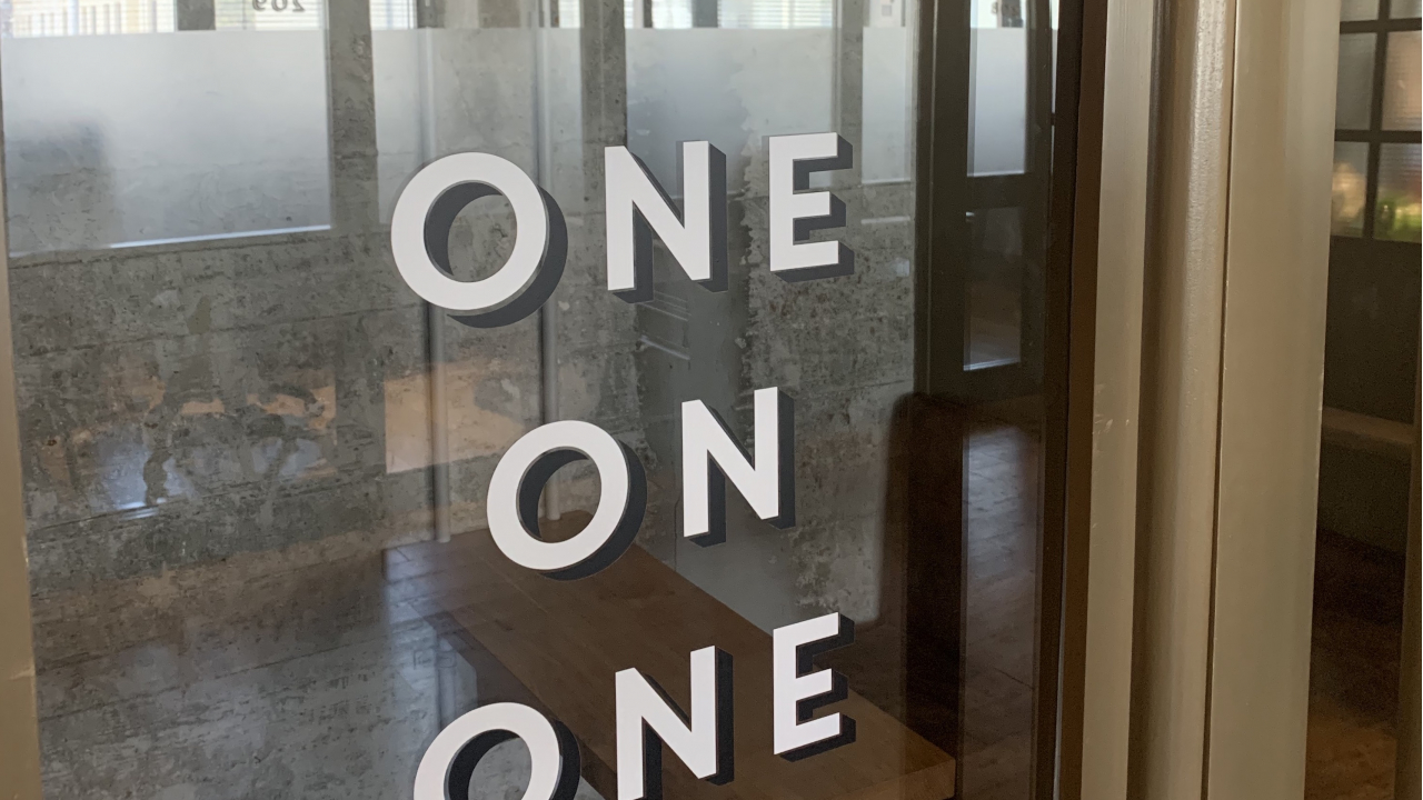 Studiu: temerile, intențiile și noile obiceiuri ale angajaților la birou