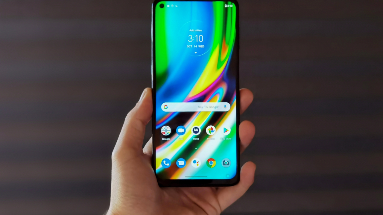 Review Motorola G9 Plus: Probabil cel mai bun telefon cu preț sub 1.000 lei