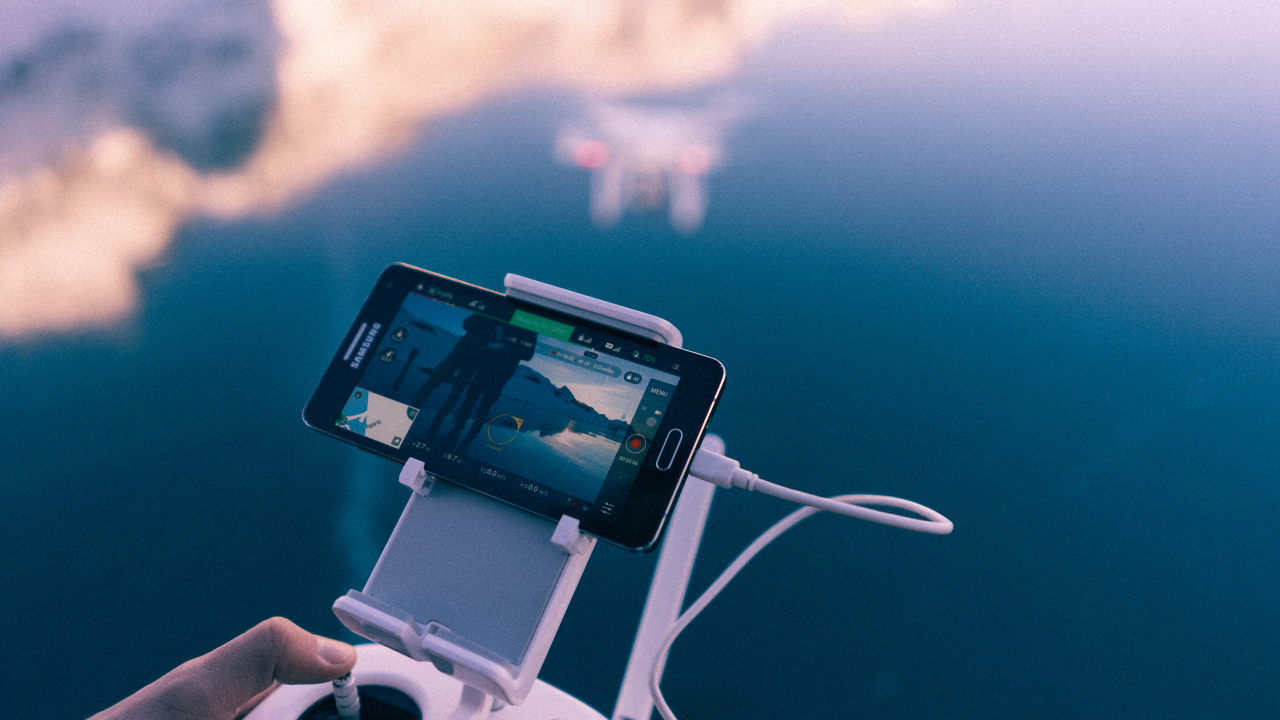 Black Friday 2017 - telefoane ieftine care merită