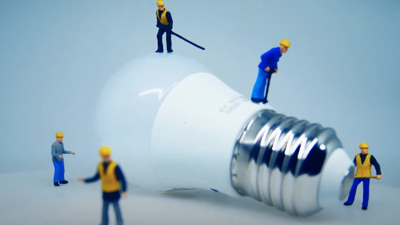 Românii care vor energie de la sateliți, argint la Thales Tech Challenge