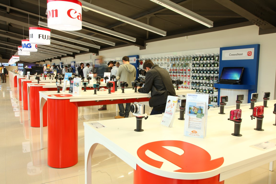 eMAG îți returnează banii instantaneu dacă te răzgândești la comandă